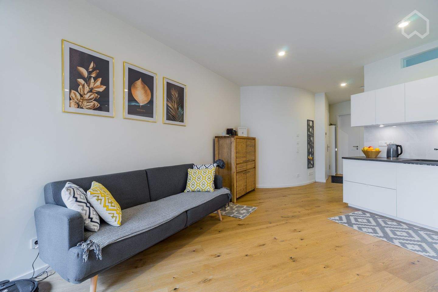 Modern-skandinavische, gemütliche Wohnung (Neubau) auf Zeit im Herzen von Prenzlauer Berg – Berlin – Vorschaubild 3