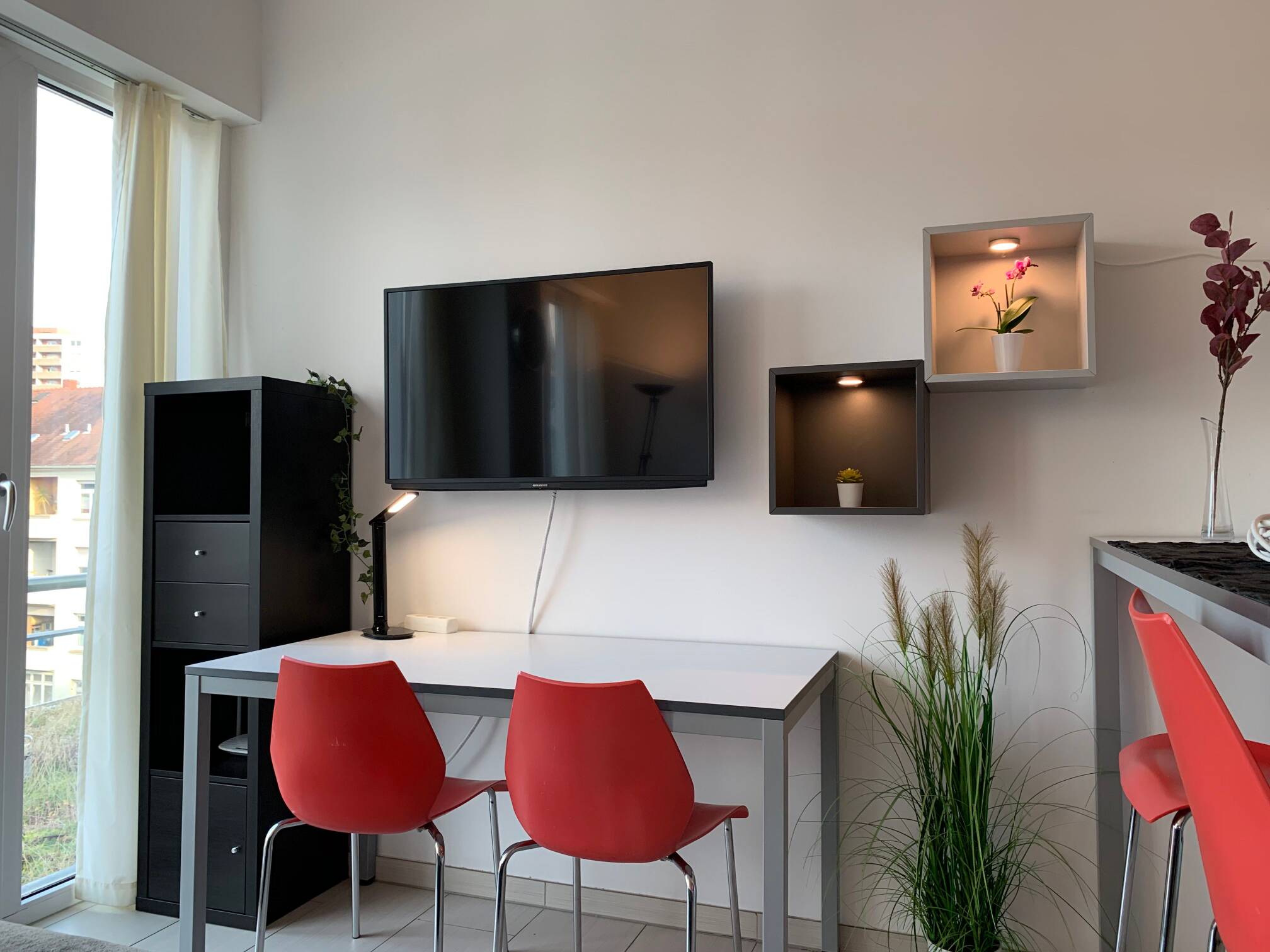 ? Exklusive Wohlfühloase by Rabe ?Fitness ?Coworking ?Parkplatz ?Waschmaschine – Karlsruhe – Vorschaubild 2