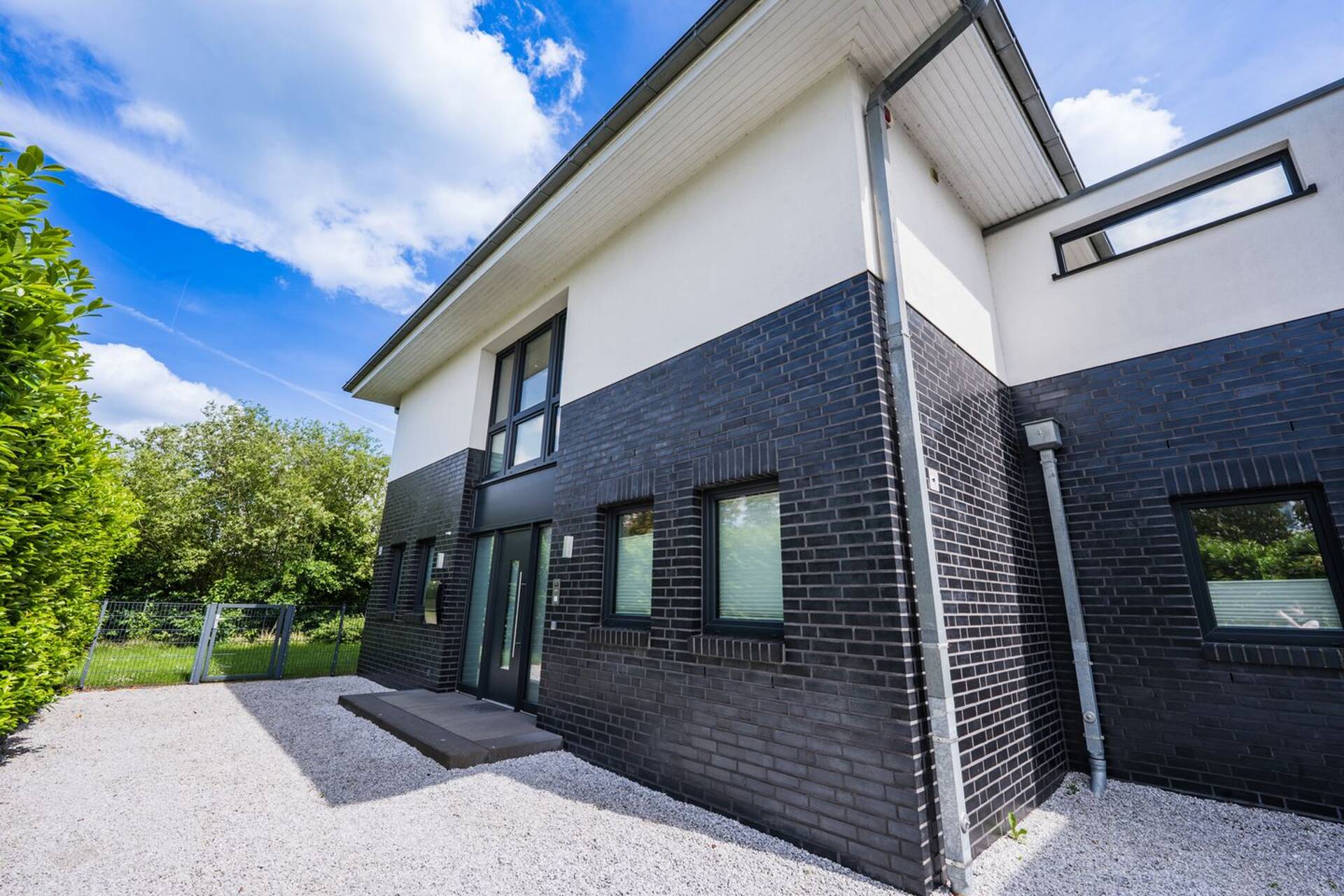 Villa in 50859 Köln / Widdersdorf mit 398,51 m² kaufen