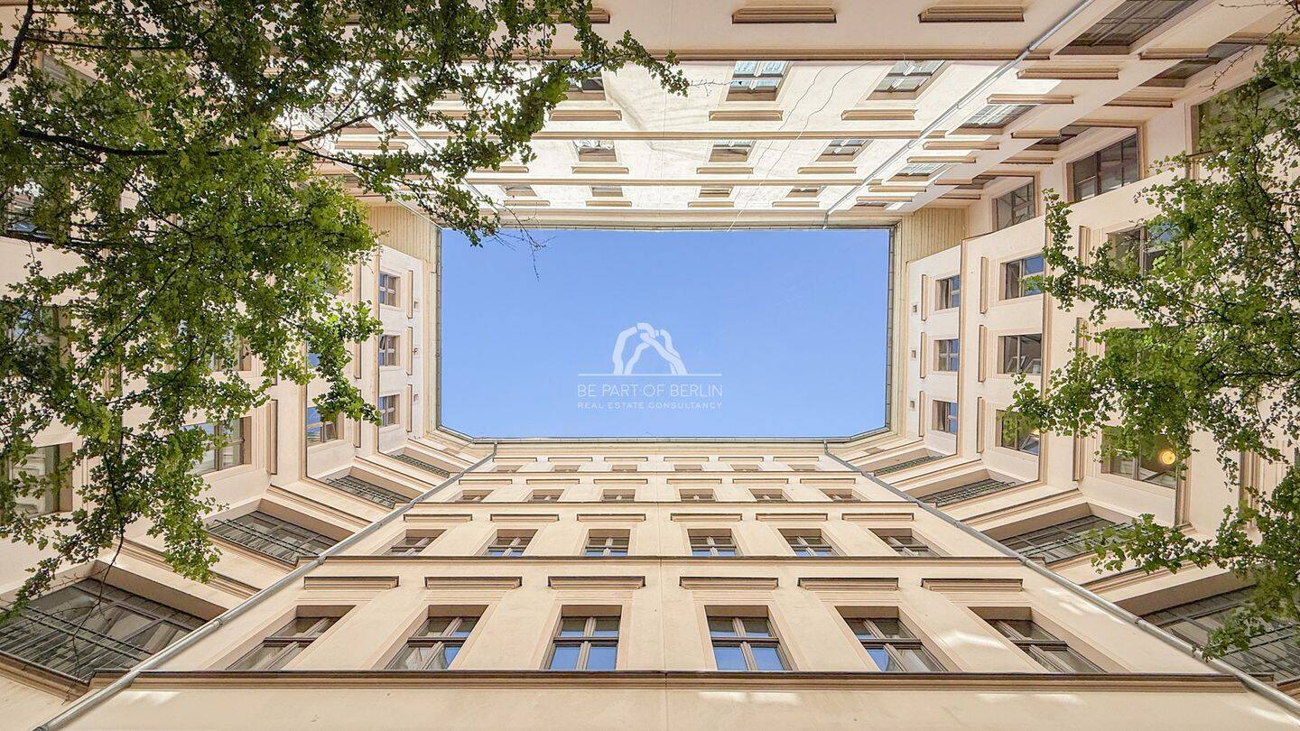 WOHNUNGSPAKET MIT DACHTERRASSE IM WRANGELKIEZ | 1.OG-DG | POTENZIAL | PROVISIONSFREI! – Berlin – Bild 1 von 9
