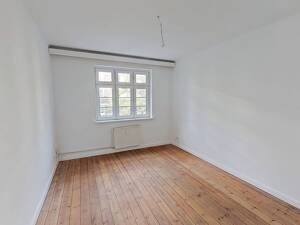 *FRISCH MODERNISIERT* Gemütliche 2,5-Zimmer-Altbauwohnung mit Balkon