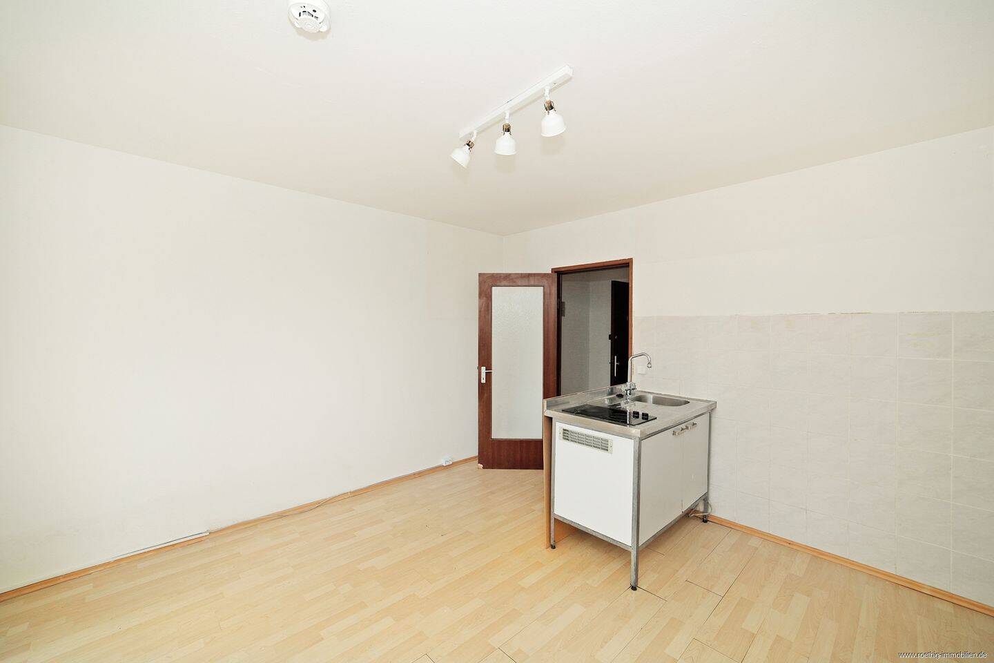 Berg am Laim: 1-Zimmer-Wohnung mit viel Potenzial im 2. OG mit Südbalkon! – München – Vorschaubild 5