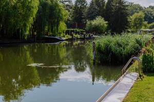 Am Wasser! Teil-sanierter Bungalow mit privatem Bootsanleger am Kanal, Einbauküche uvm in Rüdersdorf – 15562 Rüdersdorf bei Berlin – Vorschaubild 3