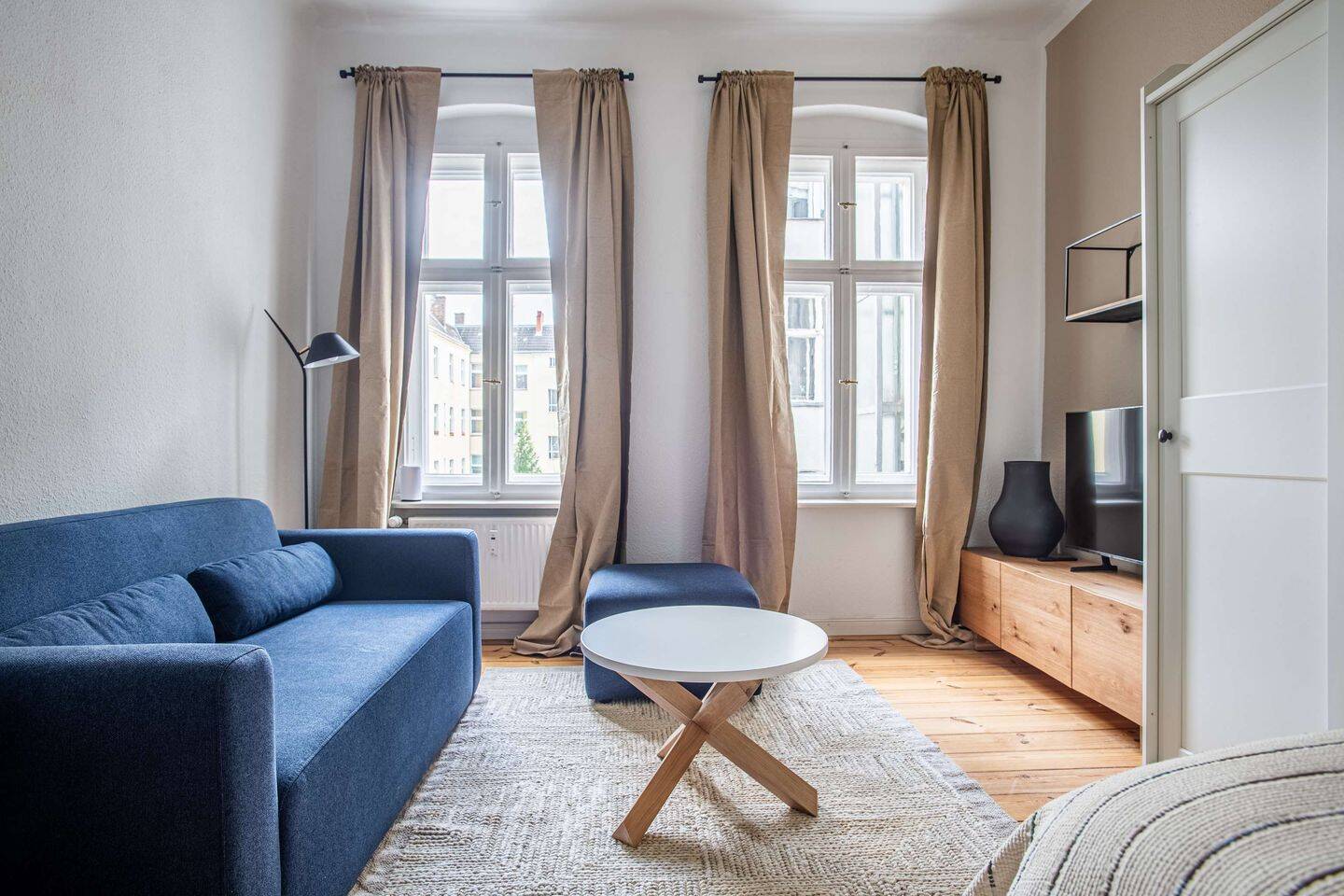 Wunderschönes Studio-Apartment in Neukölln - voll möbliert – Berlin – Vorschaubild 2