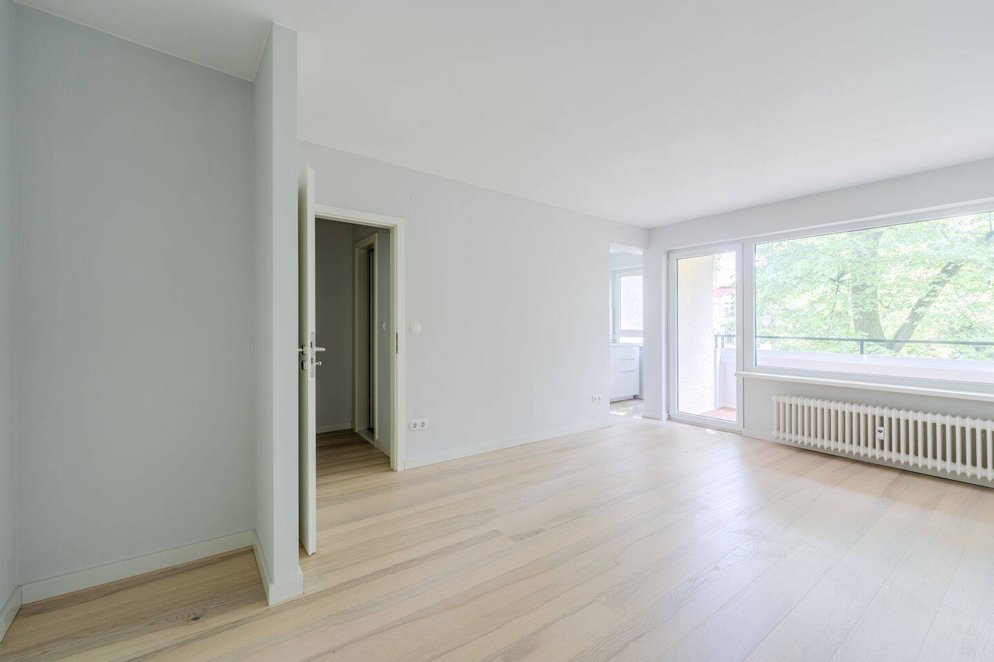 Modern sanierte 1-Zimmer-Wohnung mit Balkon in ruhiger Lage – Berlin – Vorschaubild 4