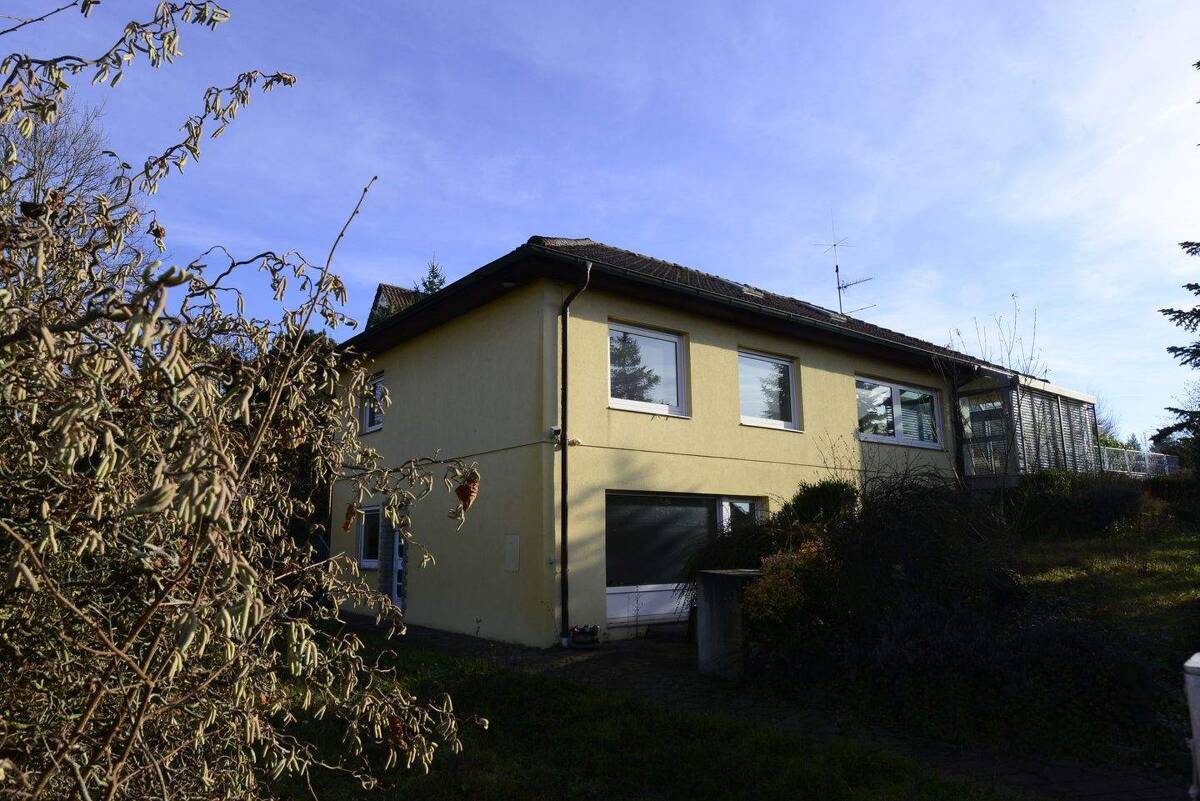 Frauenland: Wohnhaus mit vielseitig nutzbarem Grundriß – 97074 Würzburg – Bild 1 von 9
