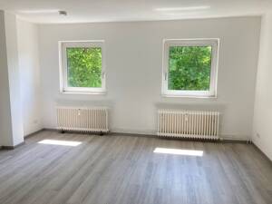 Stilvoll wohnen mit Weitblick - gepflegte 2-Zimmerwohnung im 3. Obergeschoss (ohne Fahrstuhl) – 38226 Salzgitter – Vorschaubild 2