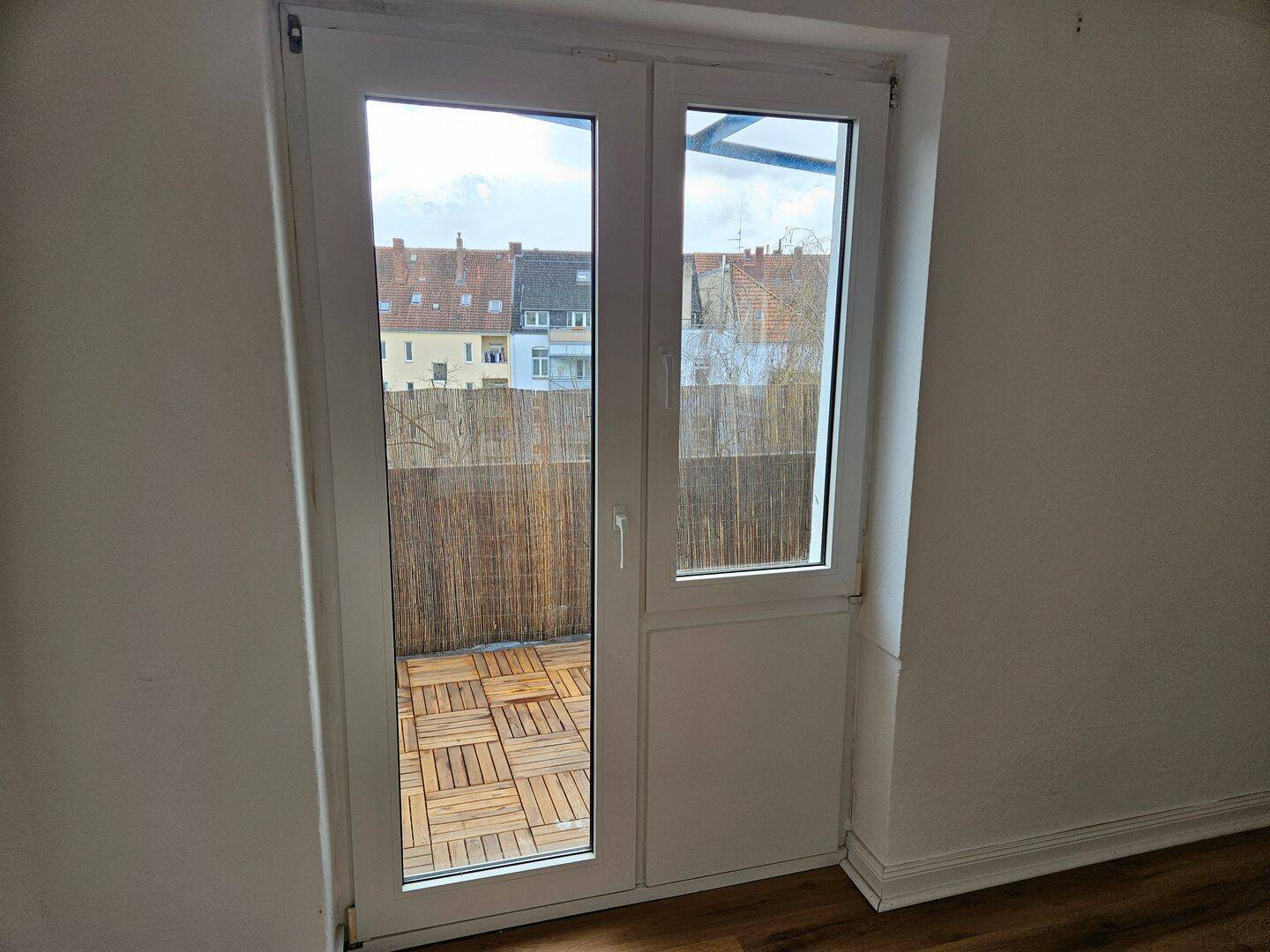 Ruhige DG-Wohnung mit Balkon in der Oststadt – Hannover – Vorschaubild 6