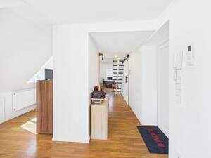 Einzigartiges Wohnerlebnis in Hannover-Ricklingen: Galerie-Traum mit Kamin und Dachterrasse – 30459 Hannover – Vorschaubild 9