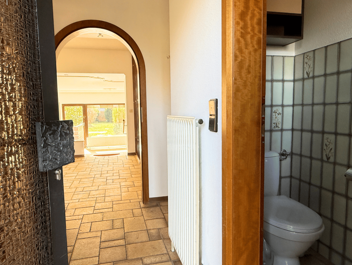 Idyllisches Familien-Zuhause am Feldrand – gepflegtes Reihenhaus mit charmantem Dachstudio, Garten und Garage – Dreieich – Vorschaubild 5