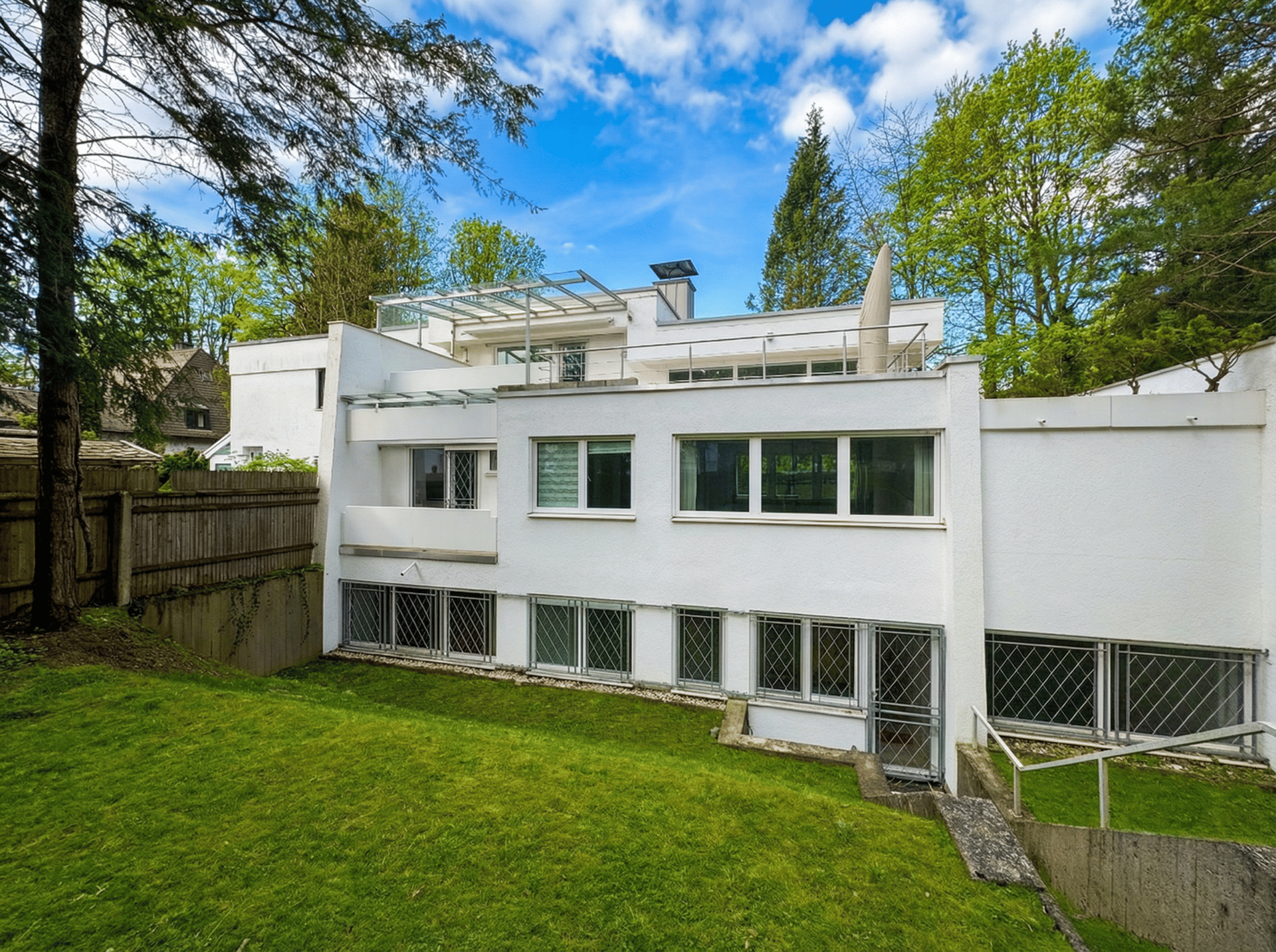 Rohdachboden in 82031 Grünwald mit 190 m² kaufen