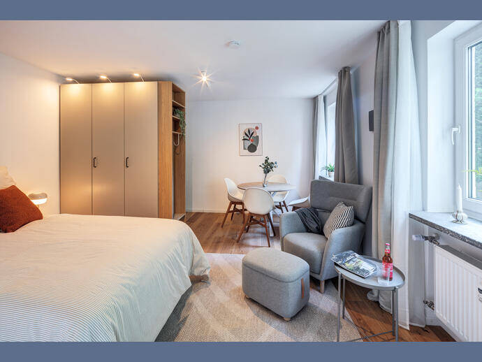 Möbliert: Frisch sanierte 1-Zimmer Wohnung