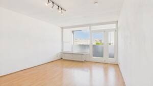 HEGERICH: Leerstehende 1-Zimmer-Wohnung mit Ost-Balkon direkt am Olympia-Einkaufszentrum – 80993 München – Vorschaubild 2