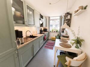 Lichtdurchflutete 3-Zimmerwohnung mit Balkon und Tiefgaragenstellplatz – 28203 Bremen – Vorschaubild 3