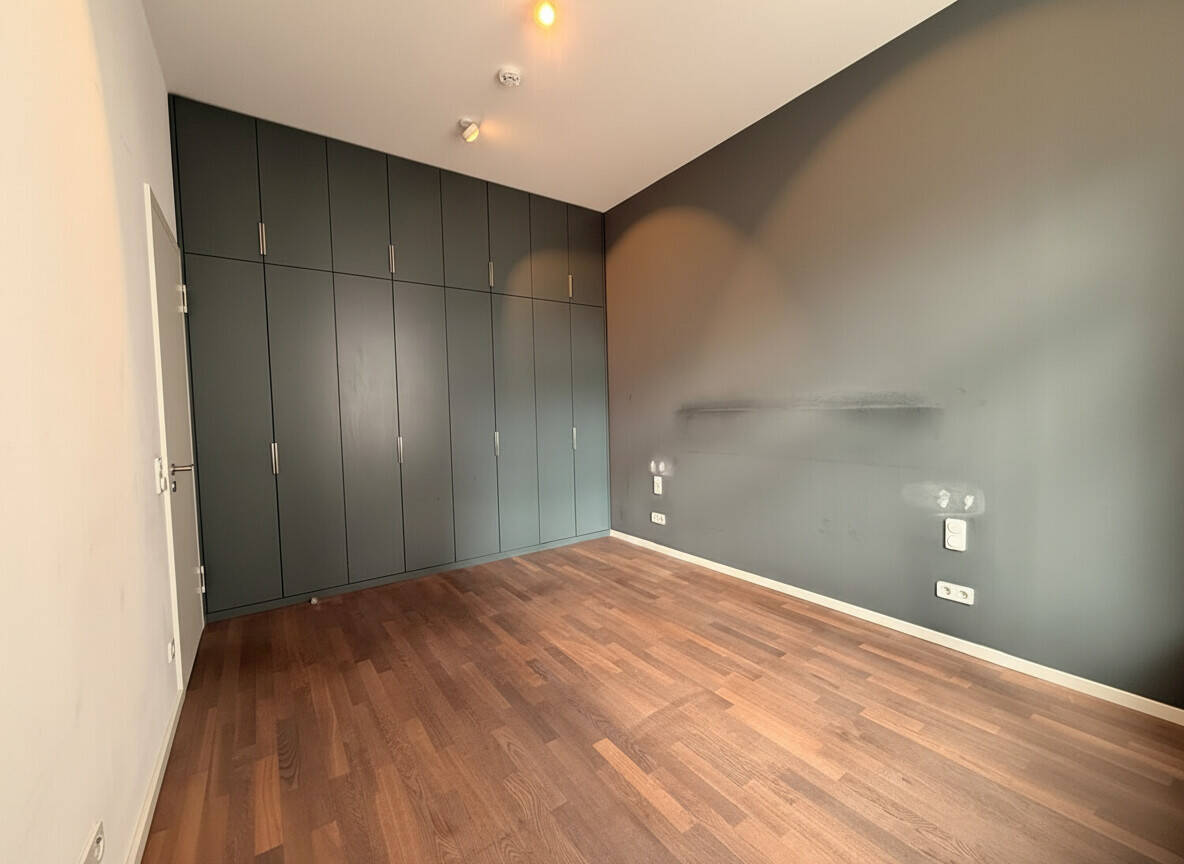 Exklusive Designwohnung mit Luxusausstattung, Balkon & moderner Eleganz – Berlin – Vorschaubild 9