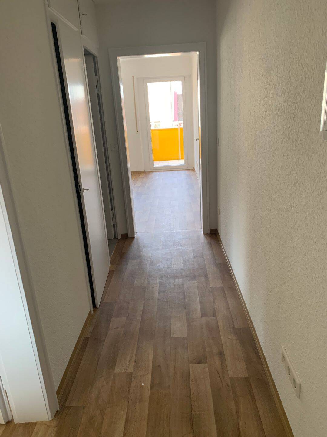 Helle 1-Zimmer-Wohnung im 3. OG mit Balkon im wunderschönen St. Johannis, Nürnberg! – Nürnberg – Vorschaubild 9