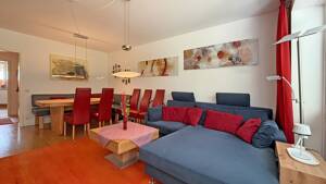 Lichtdurchflutete Erdgeschosswohnung mit Traumgarten und Tiefgaragenstellplatz - Wentzel Dr. – 22391 Hamburg – Vorschaubild 5