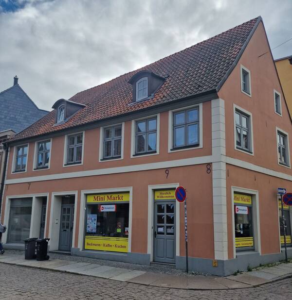Mehrfamilienhaus in 18439 Stralsund mit 180 m² kaufen