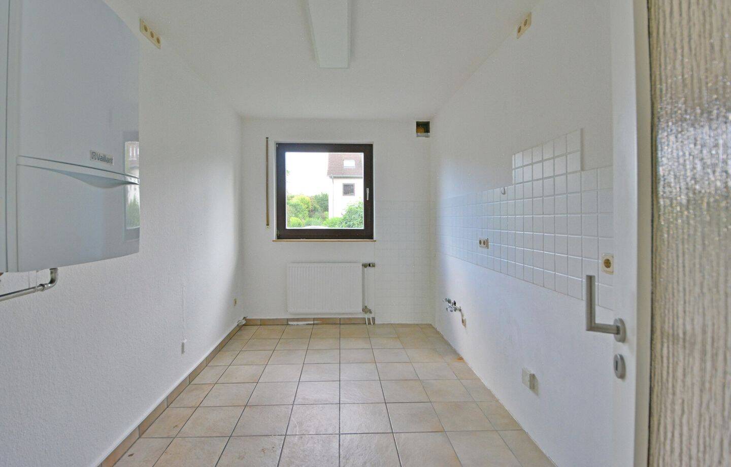 4-ZKB-Wohnung mit Garage und Balkon in beliebter Lage Wolfsanger – Kassel – Vorschaubild 4