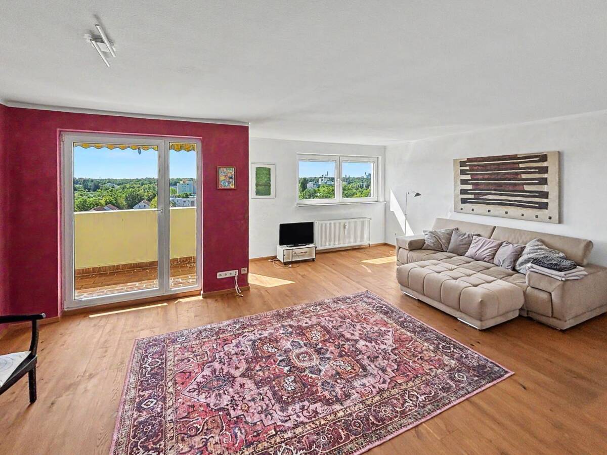 Stilvolle 3-Zimmer-Eigentumswohnung mit Marmorbad und hervorragendem Wohnkomfort in Offenbach – 63069 Offenbach am Main – Bild 1 von 9