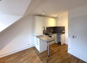 Neu ausgebautes Dachgeschoß, ideale Singlewohnung zur Miete in Hamburg Eimsbüttel - Wentzel Dr. – 22527 Hamburg – Vorschaubild 4