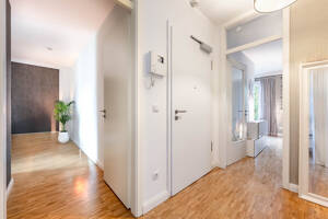 Moderne 3-Zimmerwohnung mit Fahrstuhl und TG-Stellplatz in Stadtparknähe zu erwerben! – 22303 Hamburg – Vorschaubild 7