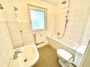 Große 4 Zimmerwohnung frisch für Sie renoviert – 44579 Castrop-Rauxel – Vorschaubild 6