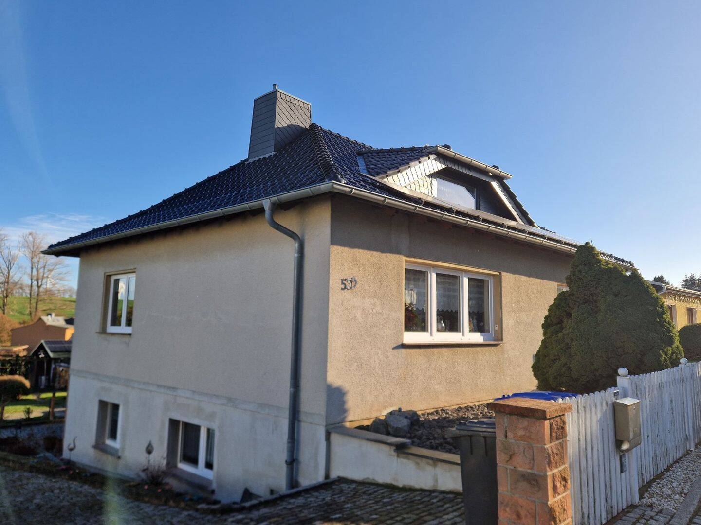 TRAUMHAFTES FAMILIEN-SOMMERPARADIES MIT POOL UND VIEL PLATZ FÜR IHREN EIGENEN HUND! – Rositz – Vorschaubild 5