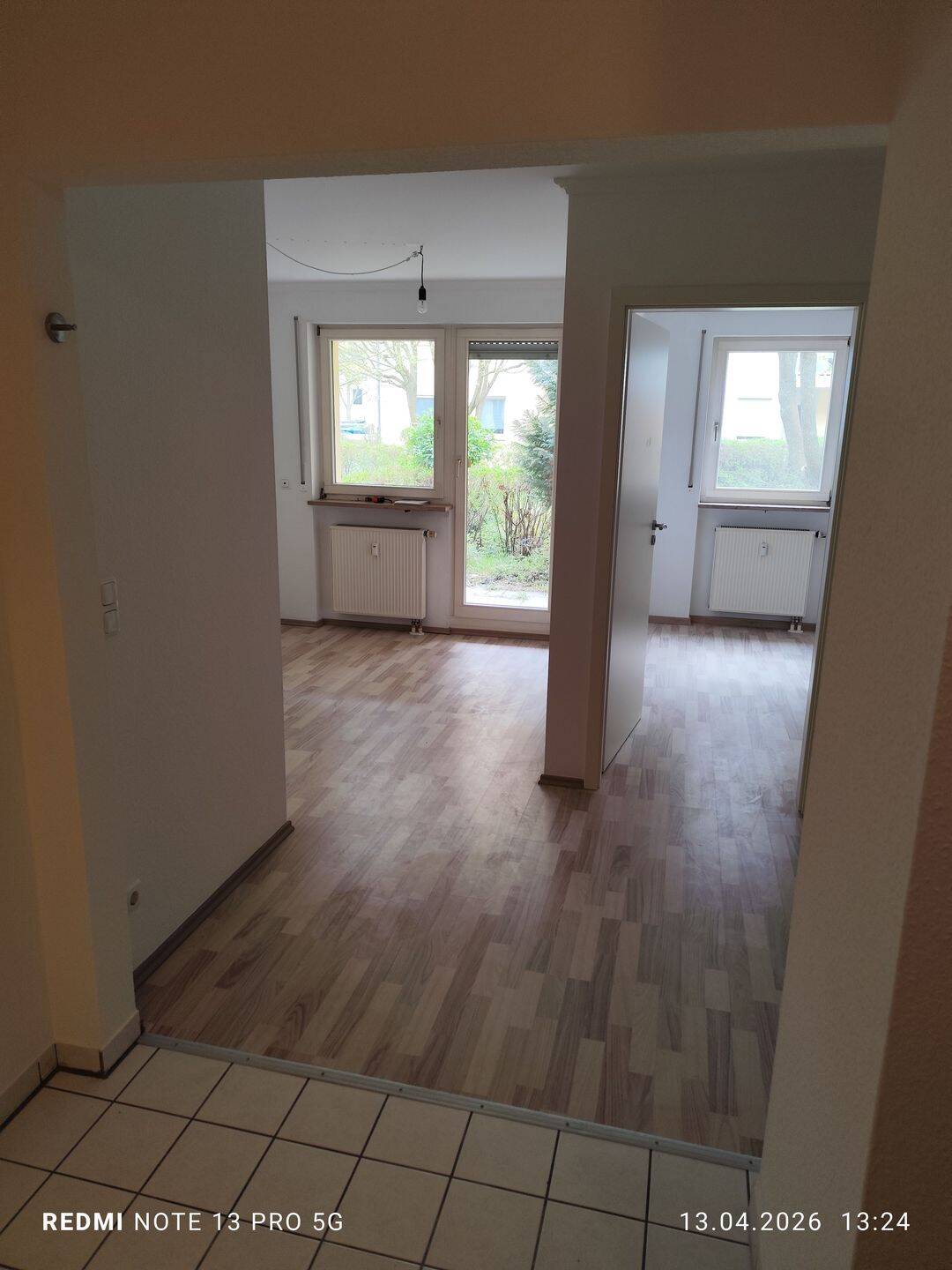 Helle Kleine 1,5 Zimmer Wohnung teils möbliert zu vermieten – Nürnberg – Vorschaubild 2