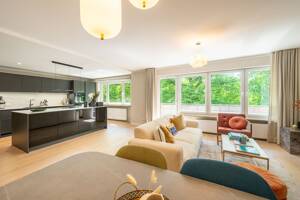 AIGNER - 56m² Dachterrasse: Moderne 4-Zimmer-Wohnung in sehr guter Lage von Bogenhausen
