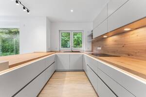 Modernes Familienhaus mit Doppelgarage und Blick ins Grüne – 28779 Bremen – Vorschaubild 2