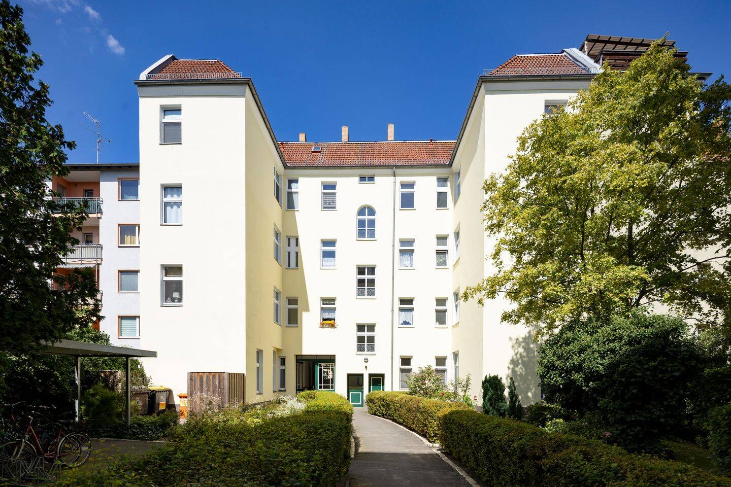INVEST l Charmanter Altbau trifft grüne Ruhe: 2-Zi.-Wohnung mit Südbalkon im Herzen Reinickendorfs! – Berlin – Vorschaubild 8