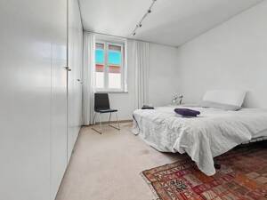 Im Herzen der Maxvorstadt! Freie und gut geschnittene 2-Zi-ETW mit Südloggia und Denkmalschutz – 80799 München – Vorschaubild 8
