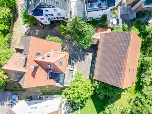 Charmantes Zweifamilienhaus + Scheune zum Einfamilienhausumbau (genehmigte Bauvoranfrage)! – 70597 Stuttgart – Vorschaubild 4