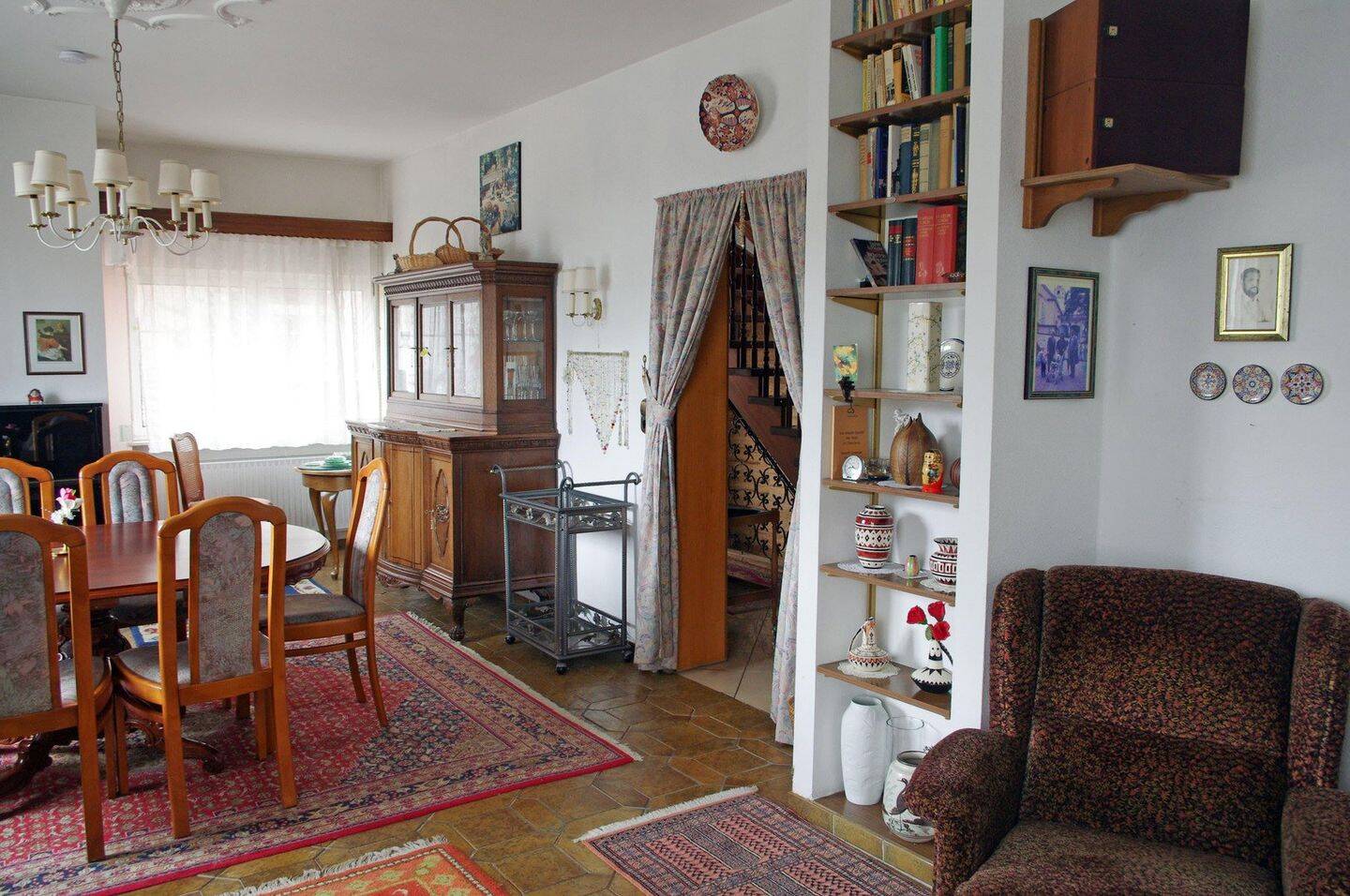 Repräsentatives Villenähnliches Einfamilienhaus in Saarbrücken-Jägersfreude! – Saarbrücken – Vorschaubild 9