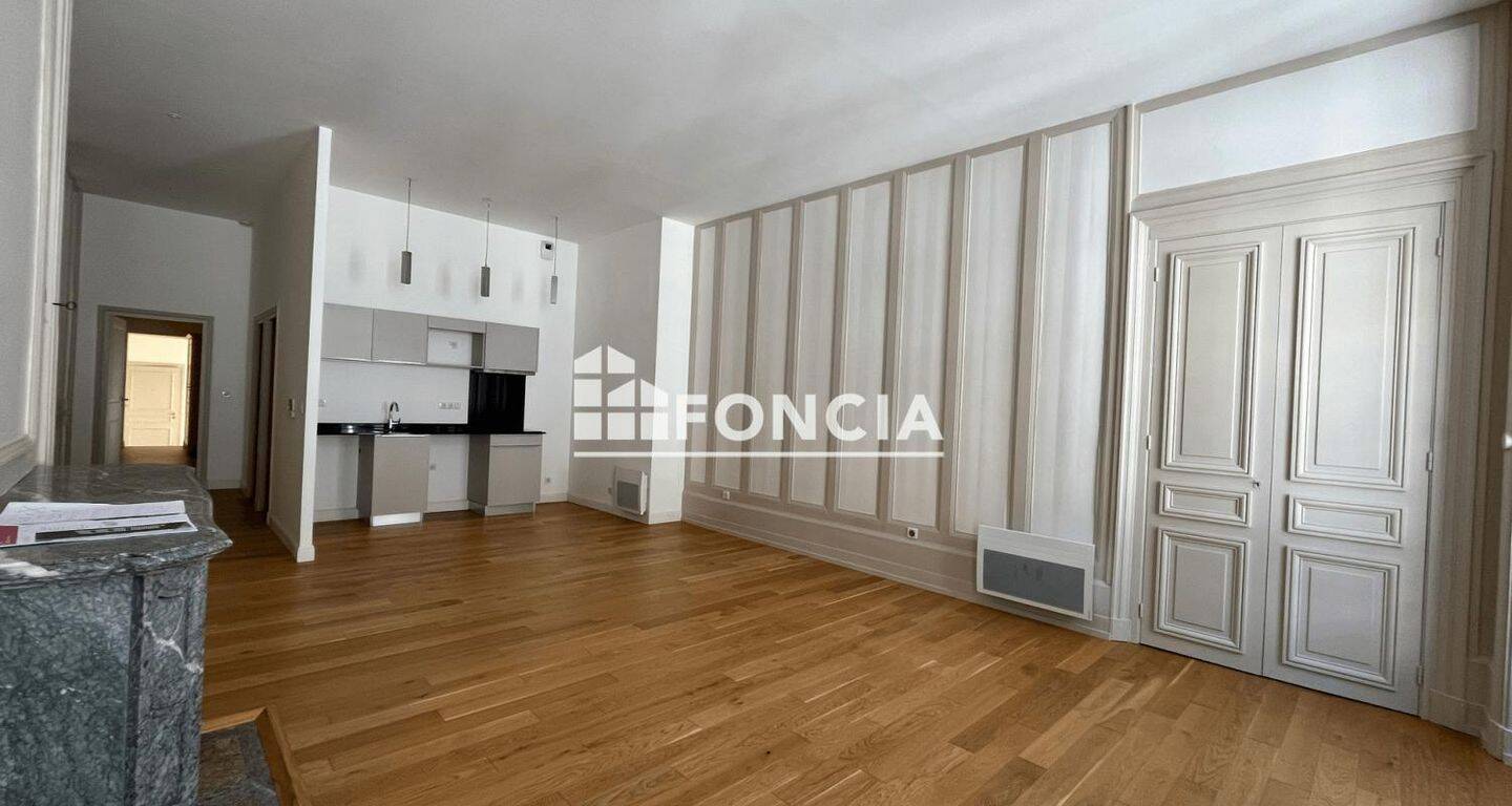 Appartement 3 pièces 87 m² · à Besançon · 86,5 m² · 930 €/mois