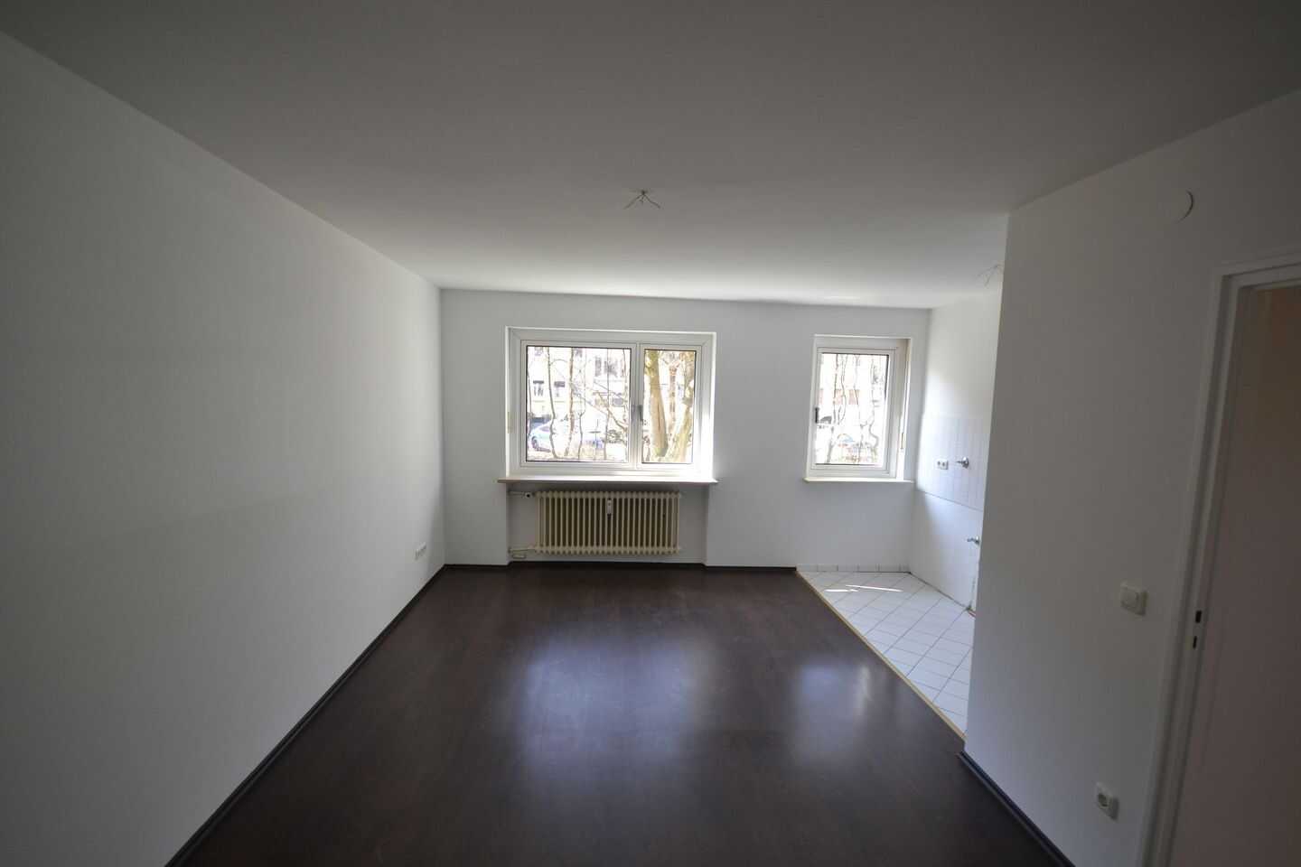 Charmante 2-Zimmer-Wohnung im EG – München – Vorschaubild 3