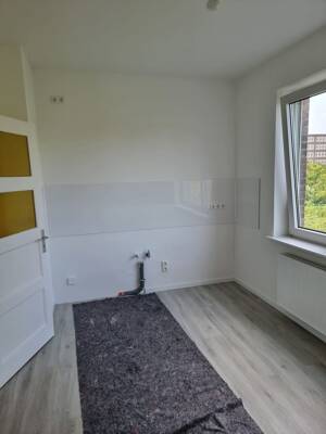 Helle 2-Zimmer-Wohnung mit Balkon • Erstbezug nach Modernisierung • citynah am Südkanal – 20537 Hamburg – Vorschaubild 7
