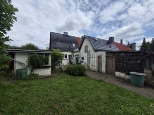 Solide Doppelhaushälfte mit großem Grundstück, Nebengebäuden und Entwicklungspotenzial – 39122 Magdeburg – Vorschaubild 4
