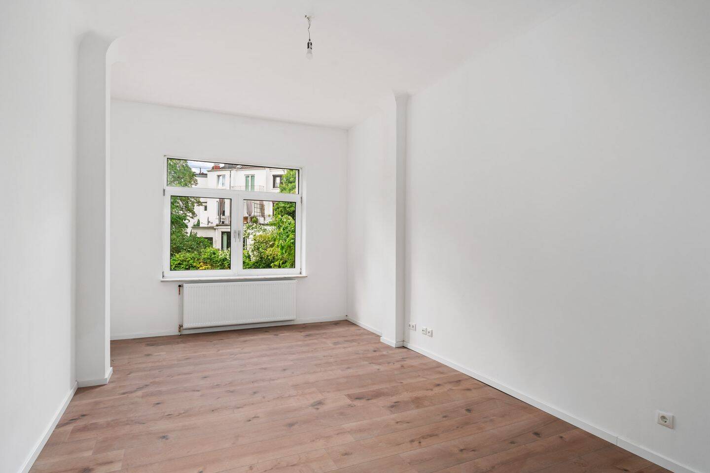 Bremen - Schwachhausen | Erklassige Hochparterre-Wohnung in A-Lage mit Garten – Bremen – Vorschaubild 3