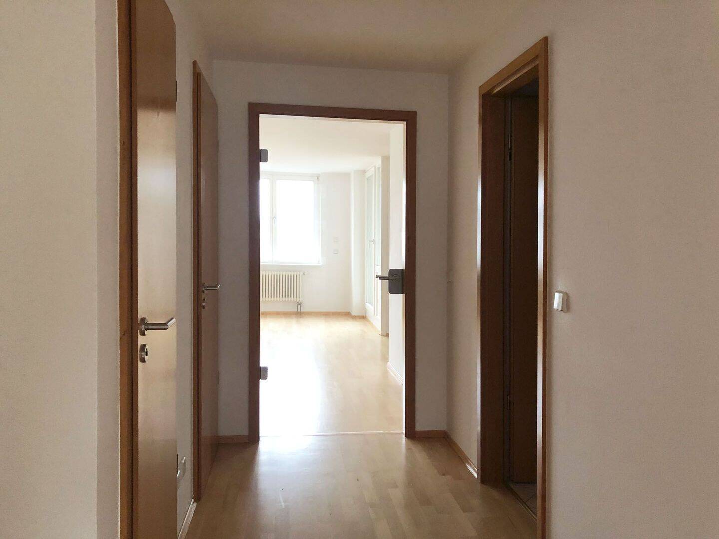 Zentrumsnah - Bezugsfreie Wohnung mit großer Südterrasse – Leipzig – Vorschaubild 4