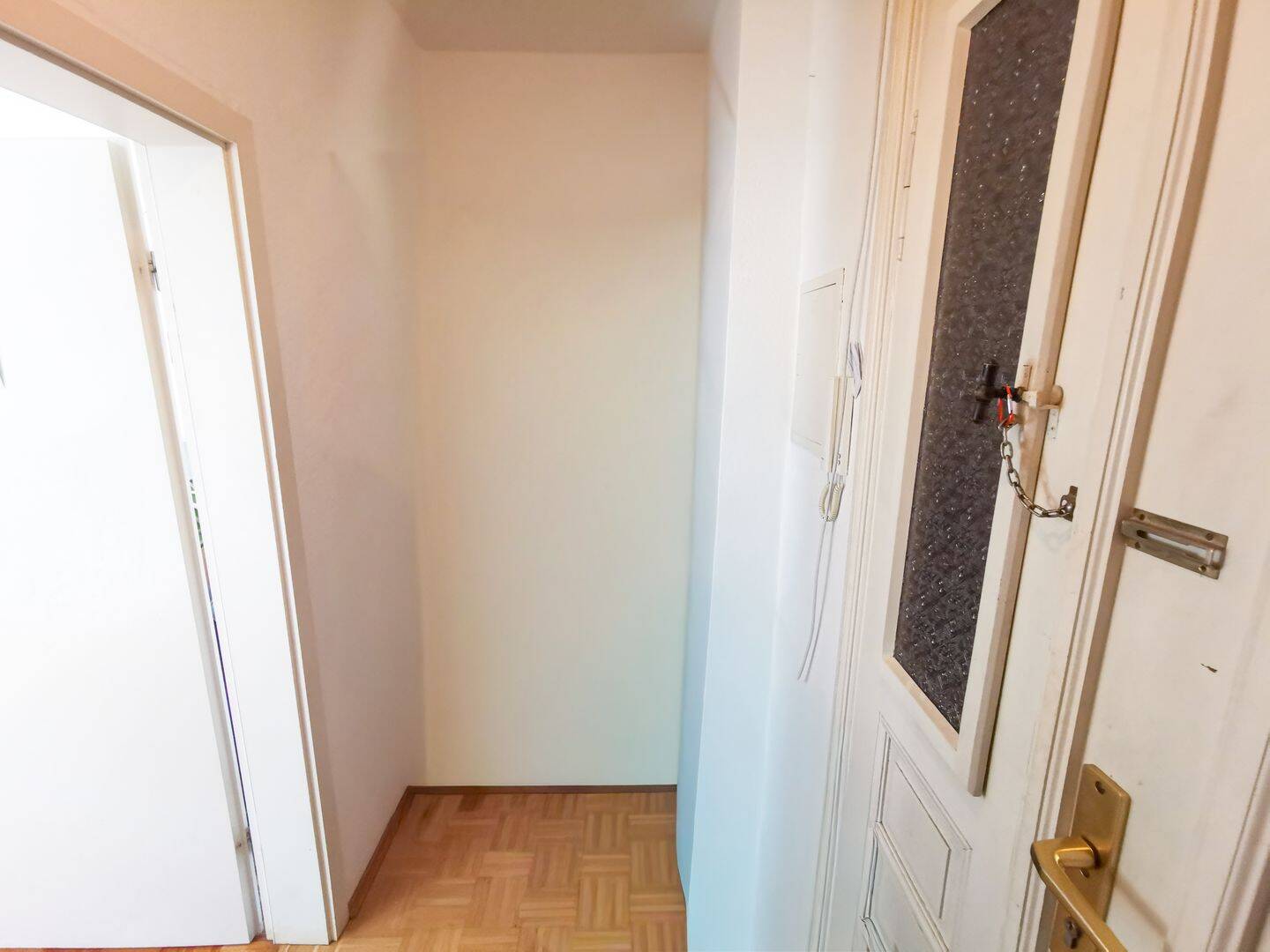 Azubis/Studenten/Berufseinsteiger: Starterwohnung mit Pantryküche im nachgefragten Lindenau – Leipzig – Vorschaubild 5