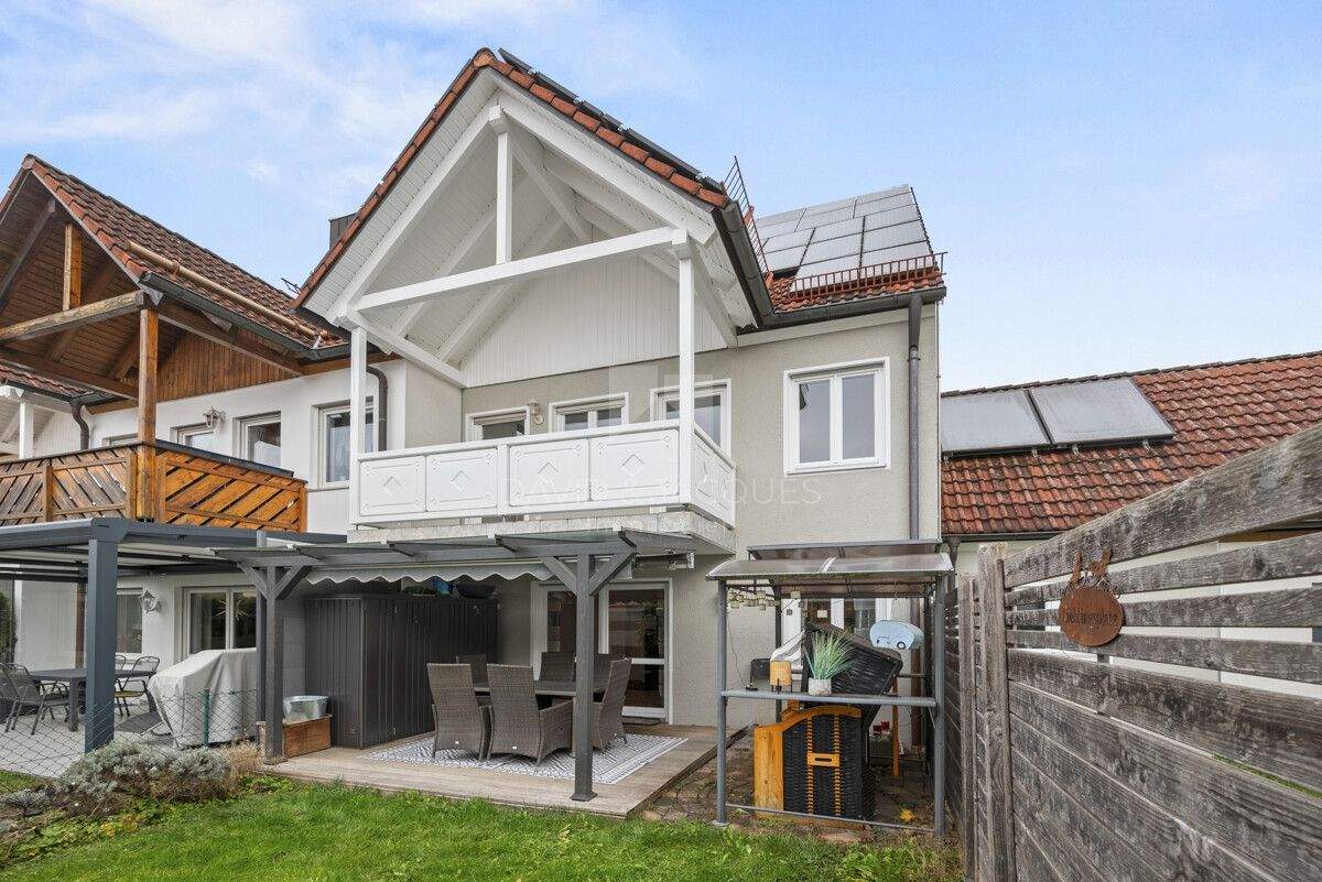 Familientraum mit Stil - großzügiges Reihenendhaus in begehrter Lage von Kissing – Kissing – Bild 1 von 9