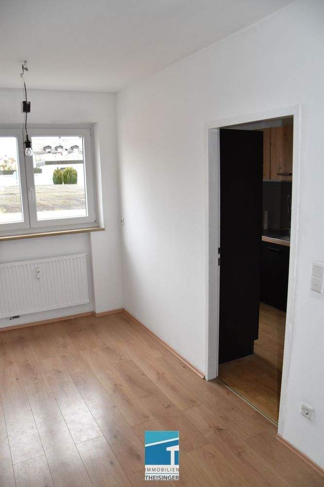 3 Zimmer- Hochparterren-Wohnung mit Garage, in Ingolstadt, Nähe Kult-Hotel! – Ingolstadt – Vorschaubild 9