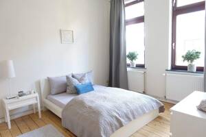 Nähe Tabakquartier - Kompl MÖBLIERT - N U R an 1 PERS – 28197 Bremen – Vorschaubild 9