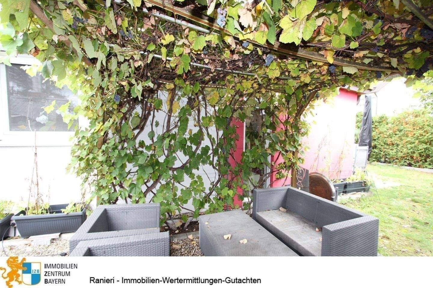 Gepflegtes Reiheneckhaus in Schwaig mit ausgebautem Studio inkl. Garage u.v.m. – Schwaig bei Nürnberg – Vorschaubild 9