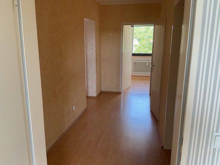 Helle 3-Zi.-Wohnung mit Balkon (WBS erforderlich) – Osnabrück – Vorschaubild 3