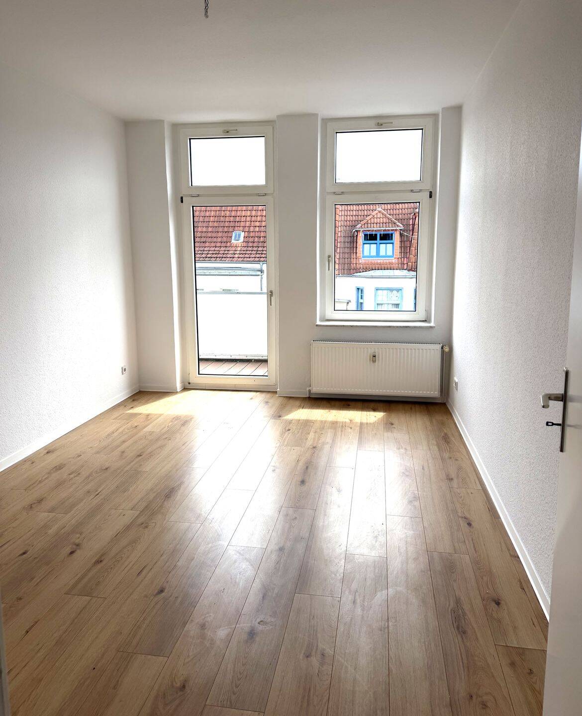 +++Frisch saniert+++helles DG mit familienfreundlichem Zuschnitt und Balkon+++ – Magdeburg – Vorschaubild 7