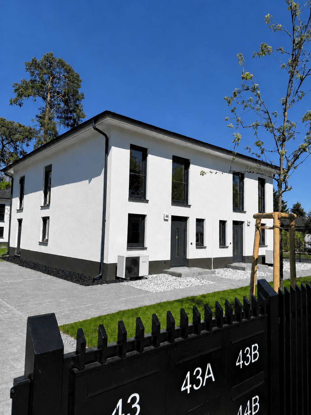 Ihr neues Zuhause: Exklusive Neubau-Doppelhaushälfte – sofort bezugsfertig. – Blankenfelde-Mahlow – Vorschaubild 2
