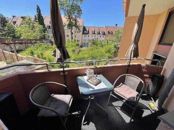 TOP-saniert! Modern möbliertes 1,5 Zimmer Apartment in unmittelbarer Uni-Nähe zu vermieten – Nürnberg – Vorschaubild 2